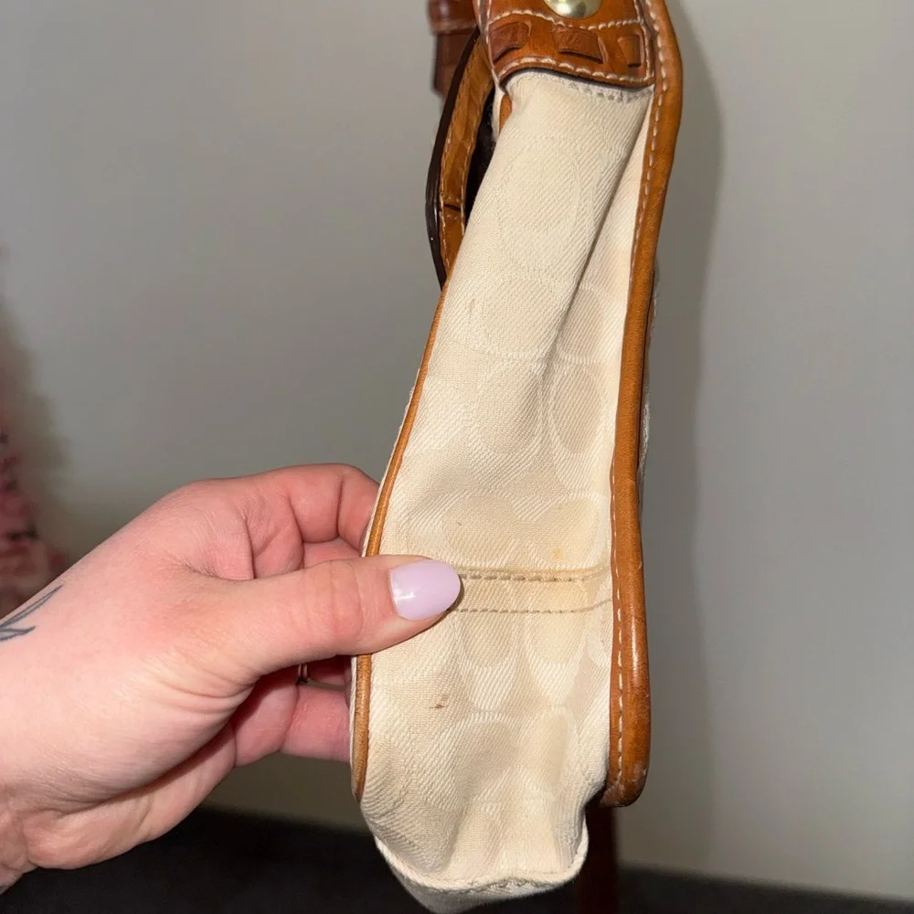 Coach Vintage Bleecker Signature Jacquard Flap Bag - Picture 6 of 9